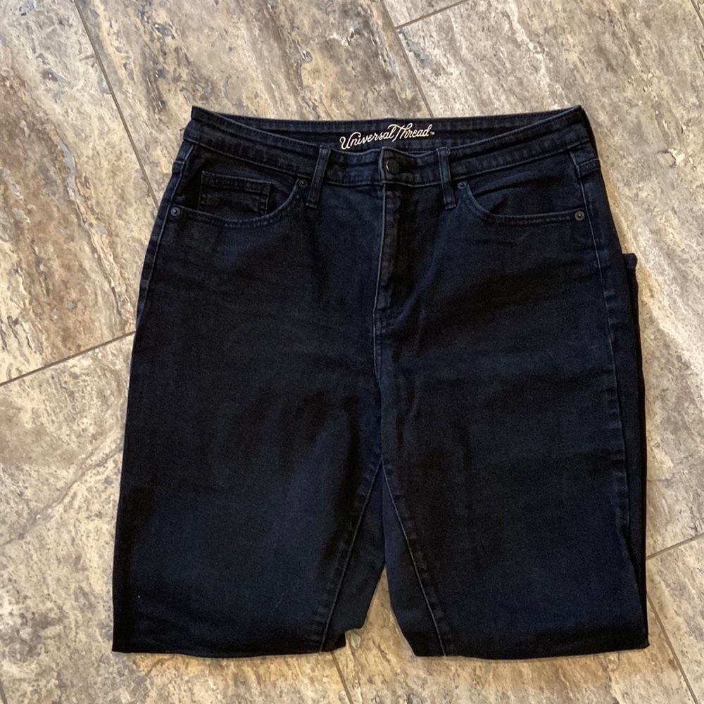 Universal Thread High Rise Slim Straight Jeans